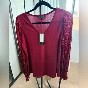 NWT DG2 by Diane Gilman M Rose Burgundy V-Neck Long Ruched Sleeves Velvety Top